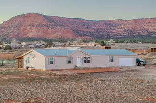 1120 S Bryce Canyon Way, Kanab, UT 84741 - Photo 3