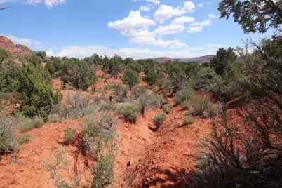 977 W Vermillion Dr, Kanab, UT 84741 - Photo 15
