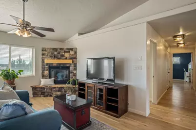3770 E Juniper Cliffs Dr, Kanab, UT 84741 - Photo 11