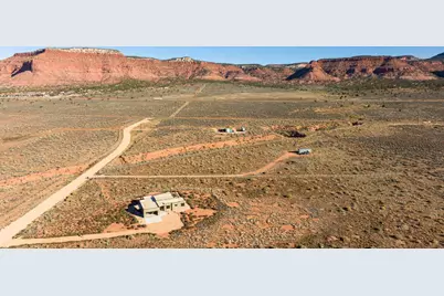 1555 S Lost Springs Dr, Kanab, UT 84741 - Photo 17