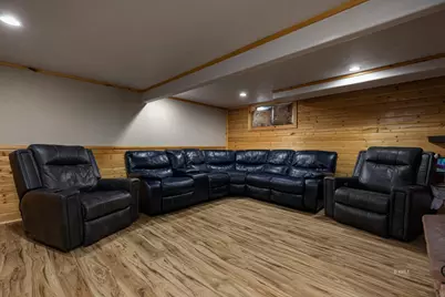 61 W 200 N, Kanab, UT 84741 - Photo 19