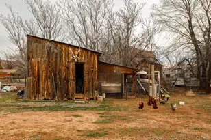 61 W 200 N, Kanab, UT 84741 - Photo 27