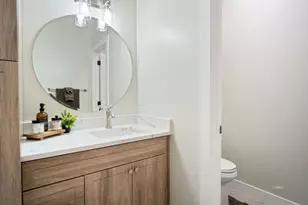 236 E 200 N, Kanab, UT 84741 - Photo 33