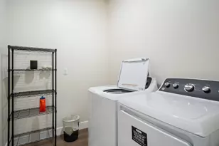 236 E 200 N, Kanab, UT 84741 - Photo 35