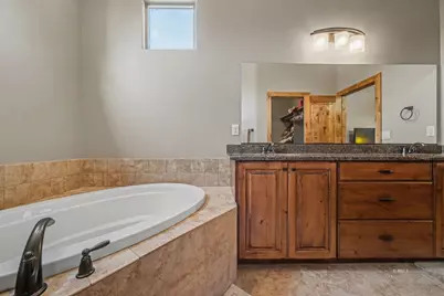 281 W Ladera Ln, Kanab, UT 84741 - Photo 33