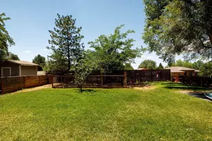 238 E 330 N, Kanab, UT 84741 - Photo 23