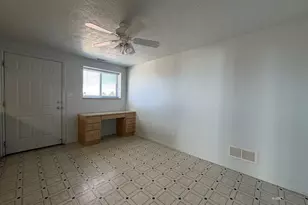 1220 S Monument Rd, Kanab, UT 84741 - Photo 5