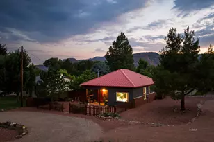 297 N 100 W, Kanab, UT 84741 - Photo 13