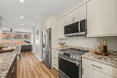 587 E El Valle Dr, Kanab, UT 84741 - Photo 15