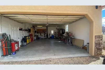 141 W 100 S, Kanab, UT 84741 - Photo 23