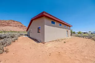 3976 E Juniper Cliffs Dr, Kanab, UT 84741 - Photo 5