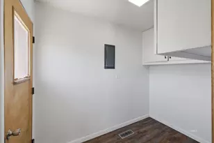 70 Main St, Glendale, UT 84729 - Photo 15