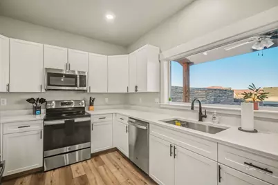 1595 S Creekside Dr W, Kanab, UT 84741 - Photo 11