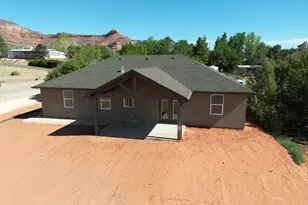 869 W Navajo Dr, Kanab, UT 84741 - Photo 23