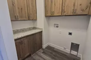 869 W Navajo Dr, Kanab, UT 84741 - Photo 11