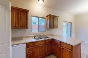 300 E 300 N, Kanab, UT 84741 - Photo 7