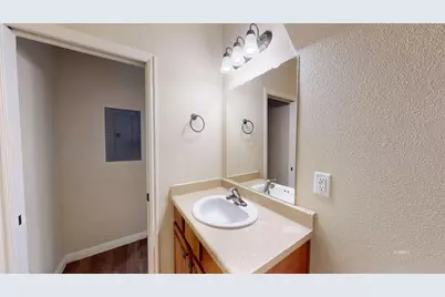 300 E 300 N #D7, Kanab, UT 84741 - Photo 11