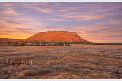 Crescent Butte Trail, Kanab, UT 84741 - Photo 1