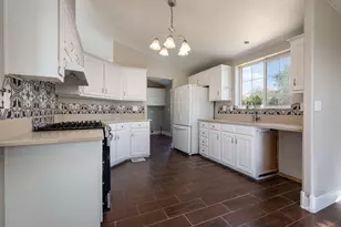 544 W Navajo Dr, Kanab, UT 84741 - Photo 9