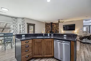 1019 S 10 W, Kanab, UT 84741 - Photo 11