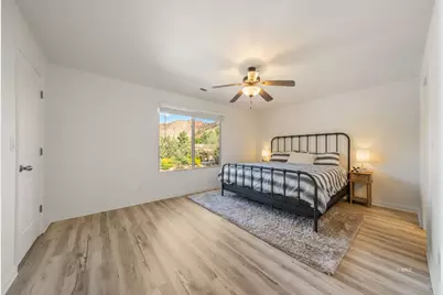 300 E 300 N #I-8, Kanab, UT 84741 - Photo 25