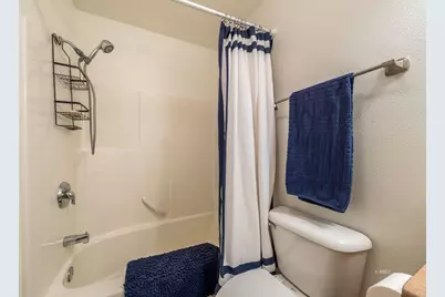 300 E 300 N #I-8, Kanab, UT 84741 - Photo 23