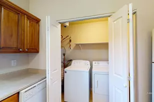 300 E 300 N, Kanab, UT 84741 - Photo 11