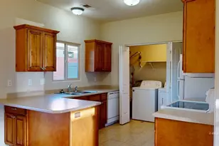300 E 300 N, Kanab, UT 84741 - Photo 9