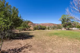 235 W 100 S, Kanab, UT 84741 - Photo 39