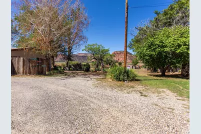 235 W 100 S, Kanab, UT 84741 - Photo 7