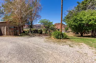 235 W 100 S, Kanab, UT 84741 - Photo 7