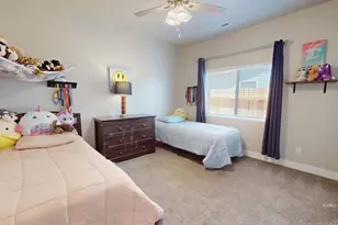 1613 S West Creekside Dr, Kanab, UT 84741 - Photo 23