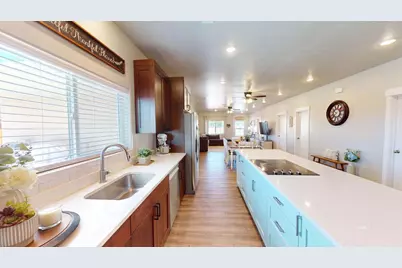 1613 S West Creekside Dr, Kanab, UT 84741 - Photo 9