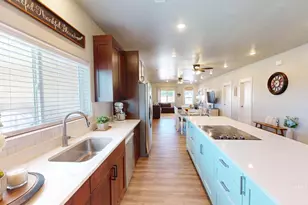 1613 S West Creekside Dr, Kanab, UT 84741 - Photo 9