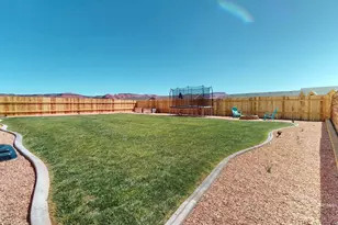 1613 S West Creekside Dr, Kanab, UT 84741 - Photo 39
