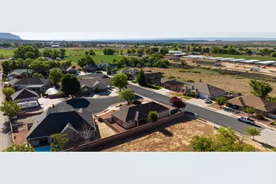818 S Pear Tree Ln, Kanab, UT 84741 - Photo 43