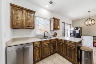 300 E 300 N, Kanab, UT 84741 - Photo 11