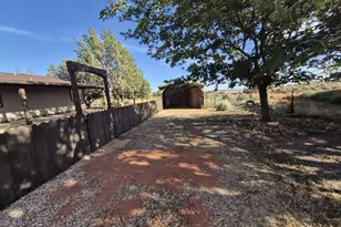 853 W Navajo Dr, Kanab, UT 84741 - Photo 25