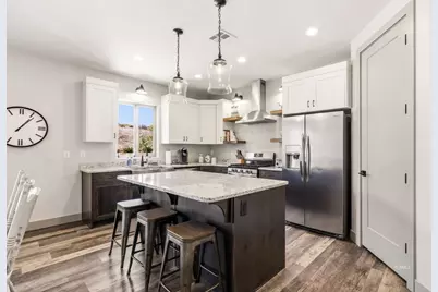 474 NE Los Barrancos Ln, Kanab, UT 84741 - Photo 13