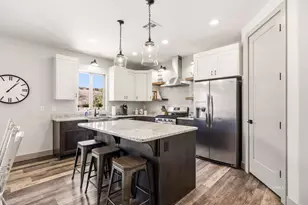 474 NE Los Barrancos Ln, Kanab, UT 84741 - Photo 13