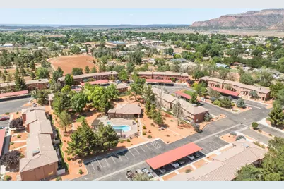 300 E 300 N #J2, Kanab, UT 84741 - Photo 29