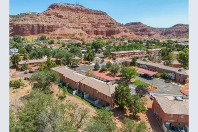 300 E 300 N #I1, Kanab, UT 84741 - Photo 3