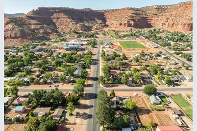 194 N Main St, Kanab, UT 84741 - Photo 21