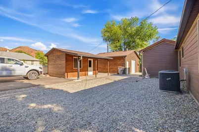 194 N Main St, Kanab, UT 84741 - Photo 47