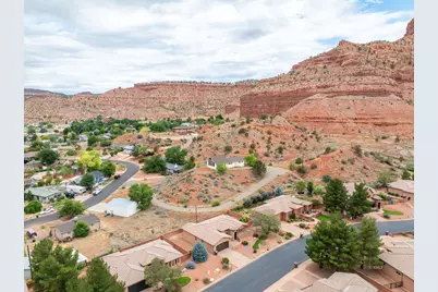 350 NW Los Barancos Ln, Kanab, UT 84741 - Photo 37