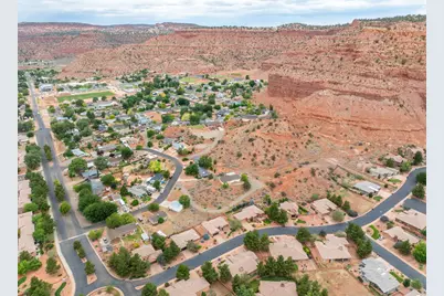 350 NW Los Barancos Ln, Kanab, UT 84741 - Photo 41