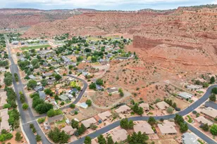 350 NW Los Barancos Ln, Kanab, UT 84741 - Photo 41
