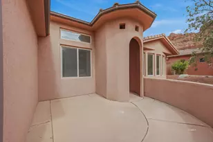 350 NW Los Barancos Ln, Kanab, UT 84741 - Photo 5