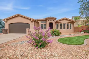 350 NW Los Barancos Ln, Kanab, UT 84741 - Photo 1