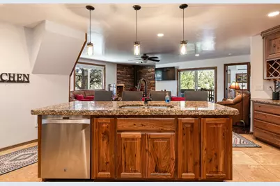 4700 N Kosherm Way, Duck Creek Village, UT 84762 - Photo 21